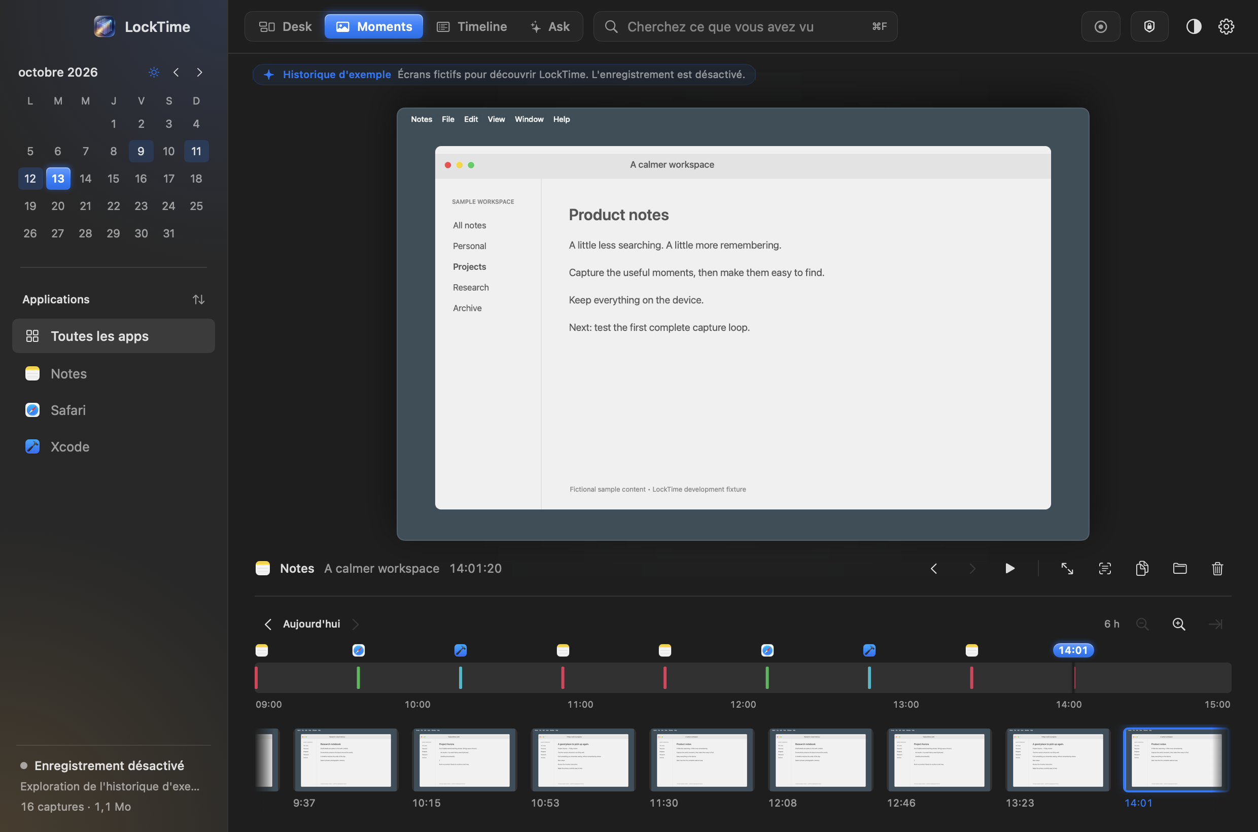 L'espace de travail de LockTime : un champ de recherche avec Desk, Moments, Timeline et Ask à côté, un calendrier des jours où il s'est passé quelque chose, une grande capture d'une fenêtre de notes, en dessous, la journée en bande de moments et, en haut à droite, le bouton du Coffre-fort.