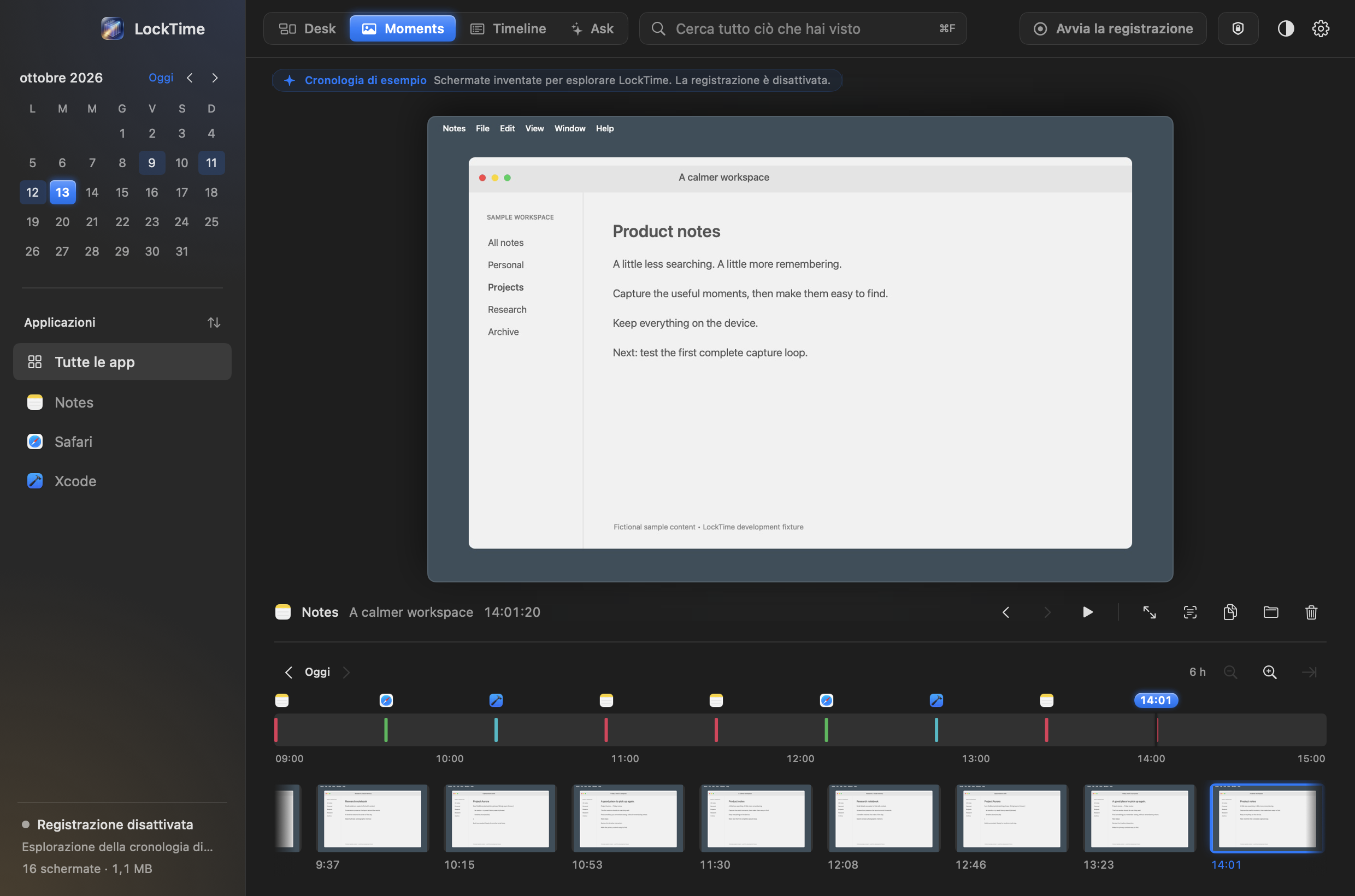 L'area di lavoro di LockTime: un campo di ricerca con accanto Desk, Moments, Timeline e Ask, un calendario dei giorni con attività, una schermata grande di una finestra di note, sotto, la giornata in una striscia di momenti e, in alto a destra, il pulsante della Cassaforte.
